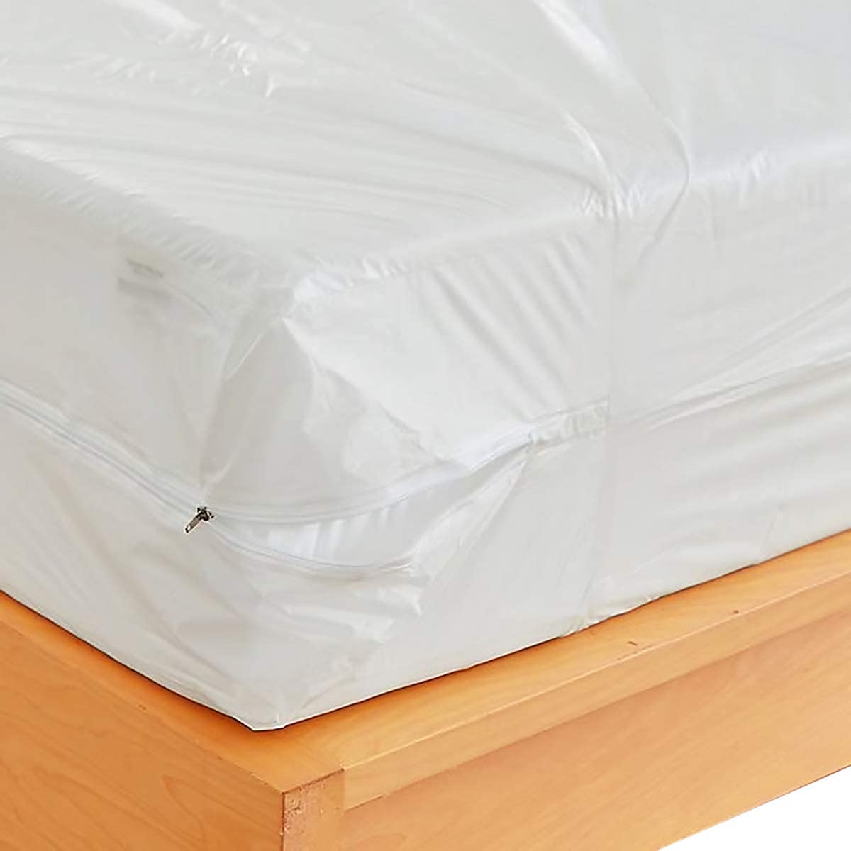 Waterproof Zippered Plastic Mattress Protector Encasement (Queen Size)