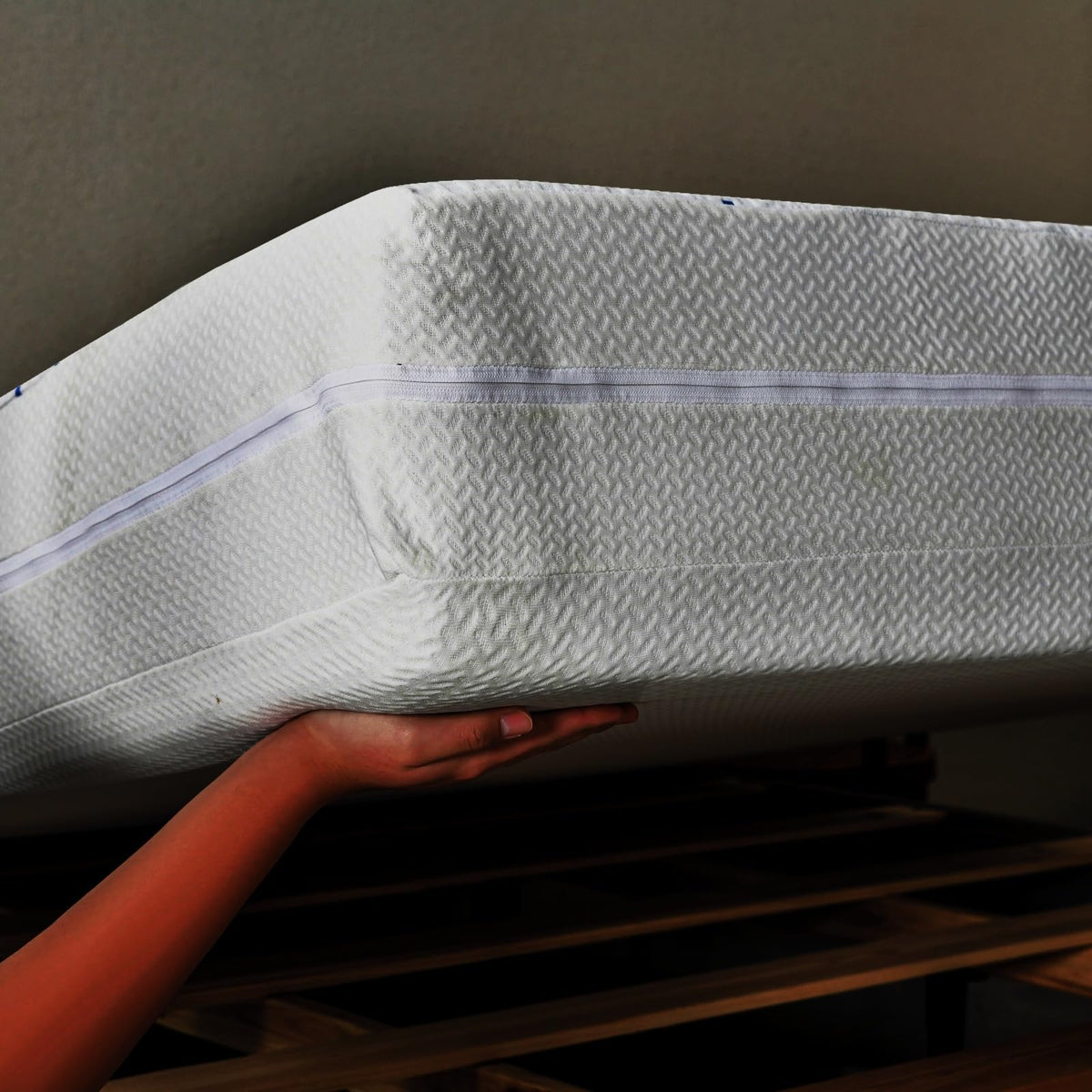 Zippered Mattress Encasement, Mattress Cover Protector, Breathable Waterproof Bed Sheet Alternative, Skin?Friendly Knit Deep Pocket Sheet Cover-ZIVZIV (Depth 16''-18'', Twin XL(39"×80"))