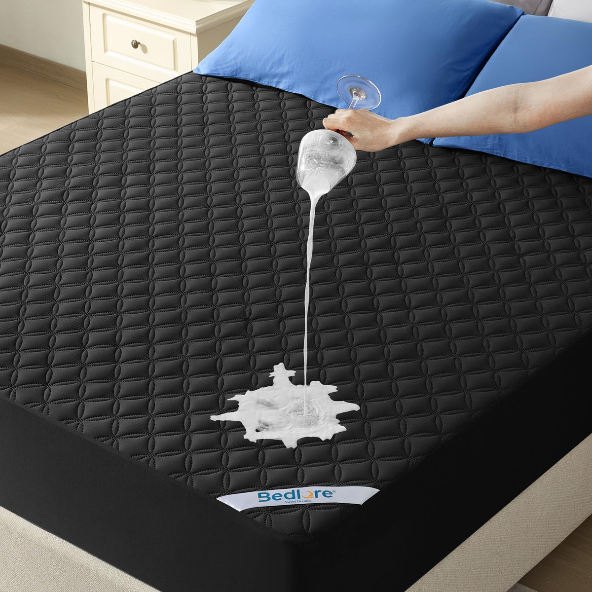 BEDLORE Waterproof Queen Size Mattress Protector, Deep Pocket Fit, Washable